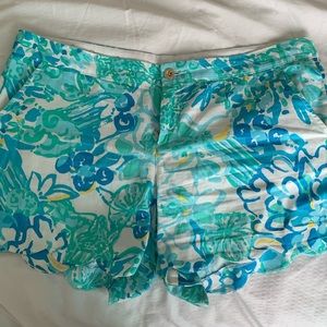 Blue Patterned Lilly Pulitzer Shorts!
